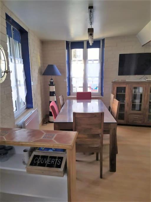 Apartament Appt De Charme En Plein Coeur Historique Dives-sur-Mer Zewnętrze zdjęcie